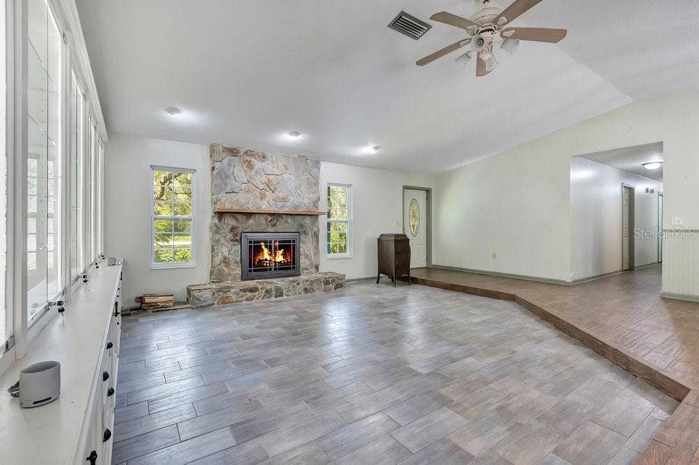 1121 OLD POLK CITY ROAD, Lakeland, FL 33809 1121 OLD POLK CITY ROAD, Lakeland, FL 33809