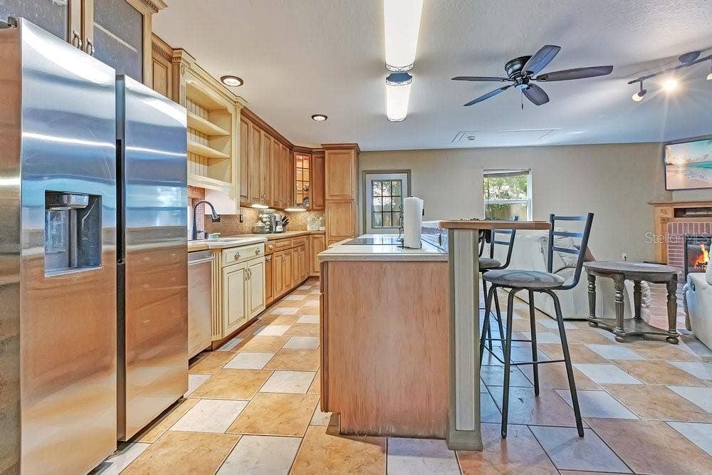 1121 OLD POLK CITY ROAD, Lakeland, FL 33809 1121 OLD POLK CITY ROAD, Lakeland, FL 33809