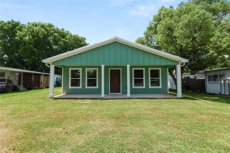 Property photo for 521 SKYLINE DRIVE E, Lakeland, FL