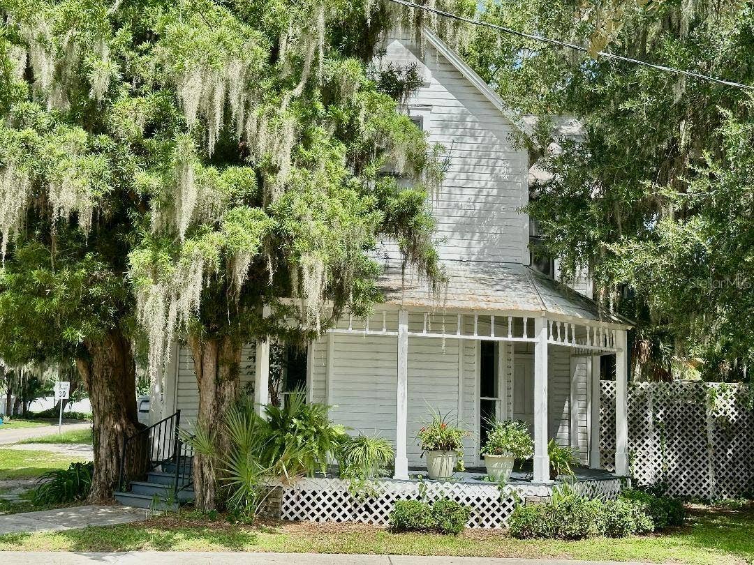 190 N OAK AVENUE, Bartow, FL 33830 190 N OAK AVENUE, Bartow, FL 33830