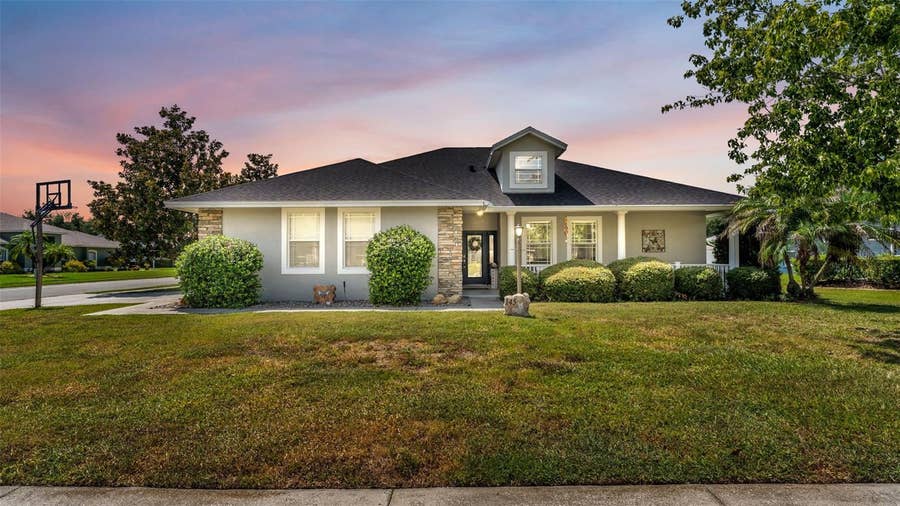 Property photo for 145 WINONA CIRCLE, Auburndale, FL