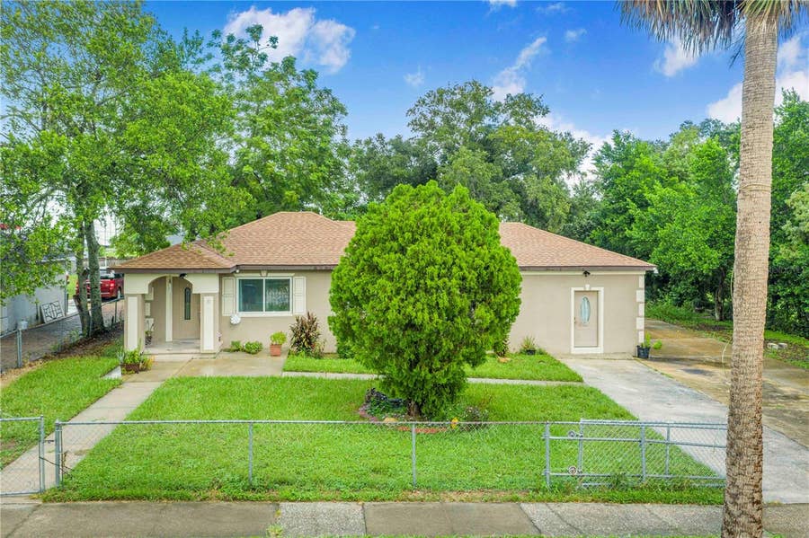 Property photo for 6 E MAGNOLIA STREET, Davenport, FL