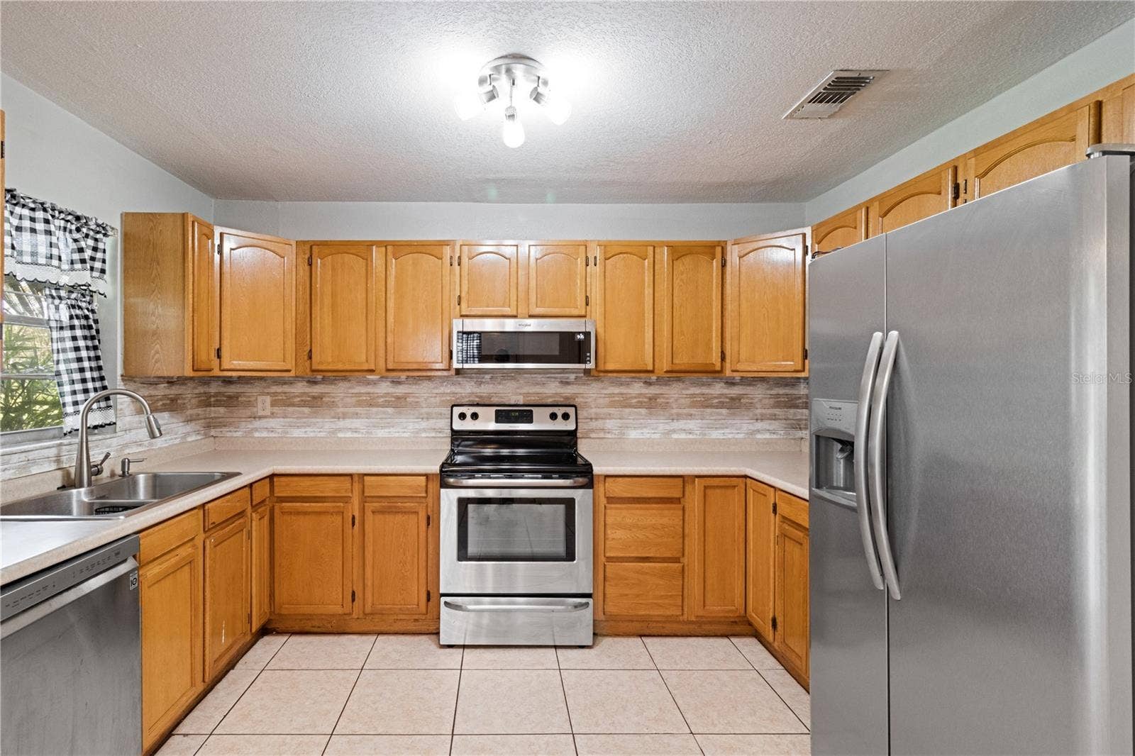 288 CHERRY LAUREL LANE, Winter Haven, FL 33880 Kitchen