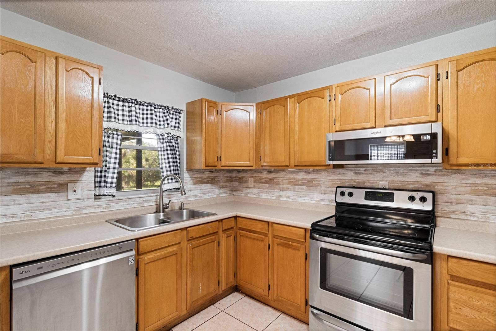 288 CHERRY LAUREL LANE, Winter Haven, FL 33880 288 CHERRY LAUREL LANE, Winter Haven, FL 33880