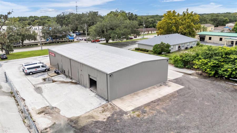 Property photo for 613 SCHOOLHOUSE ROAD, Lakeland, FL