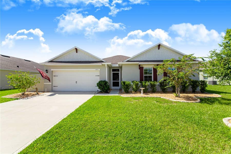 Property photo for 803 AUBURN GROVE COURT, Auburndale, FL