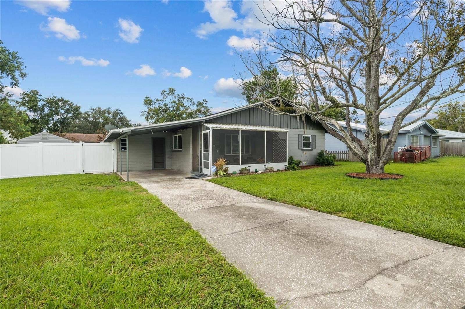 1815 E CALHOUN STREET, Plant City, FL 33563 1815 E CALHOUN STREET, Plant City, FL 33563