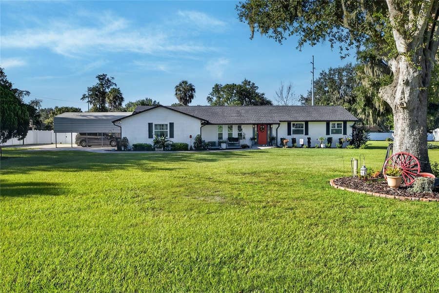 Property photo for 4220 HOWELL LANE, Mulberry, FL