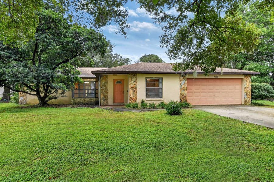 Property photo for 4702 CHARRO LANE, Plant City, FL