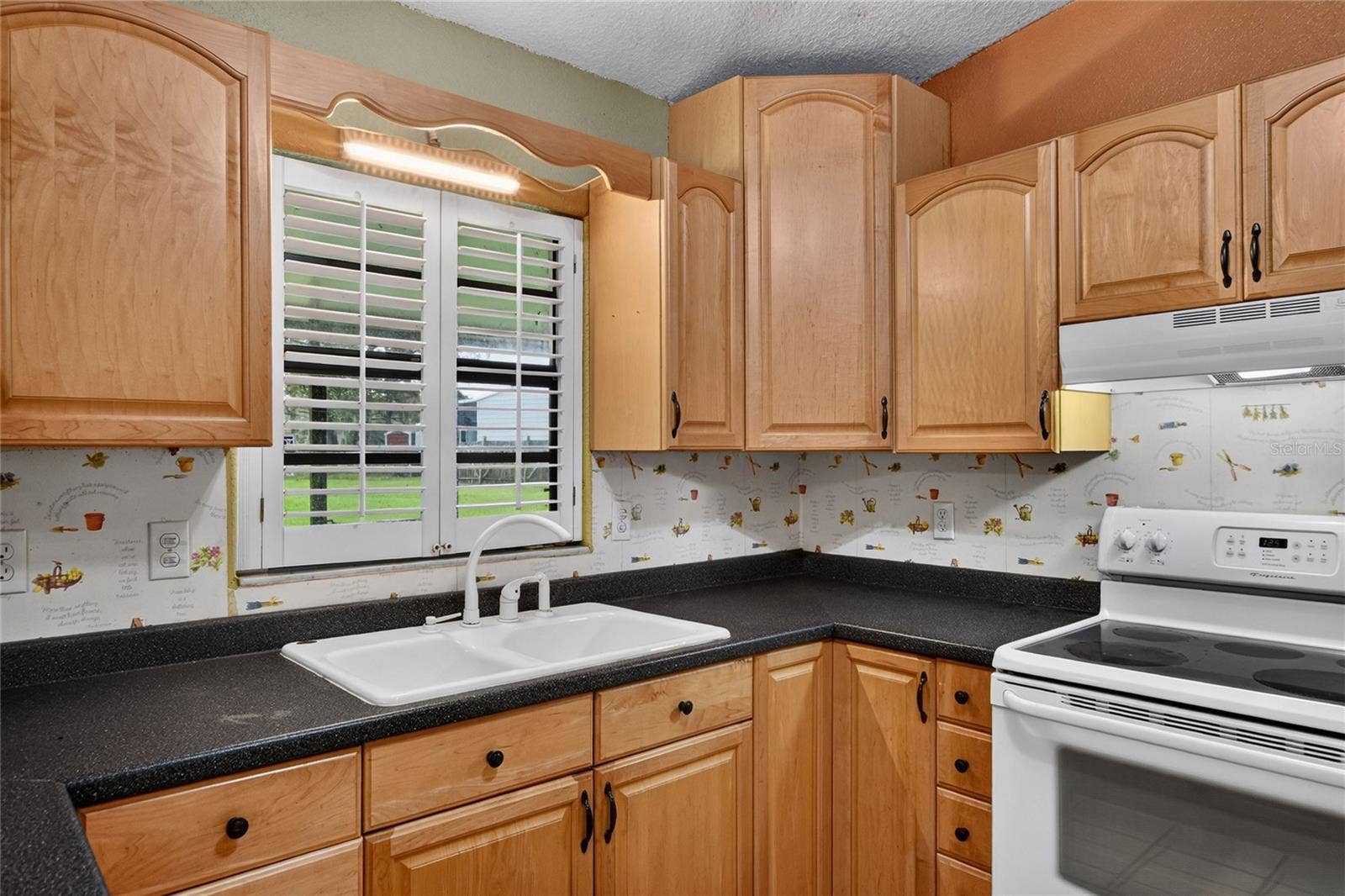 4702 CHARRO LANE, Plant City, FL 33565