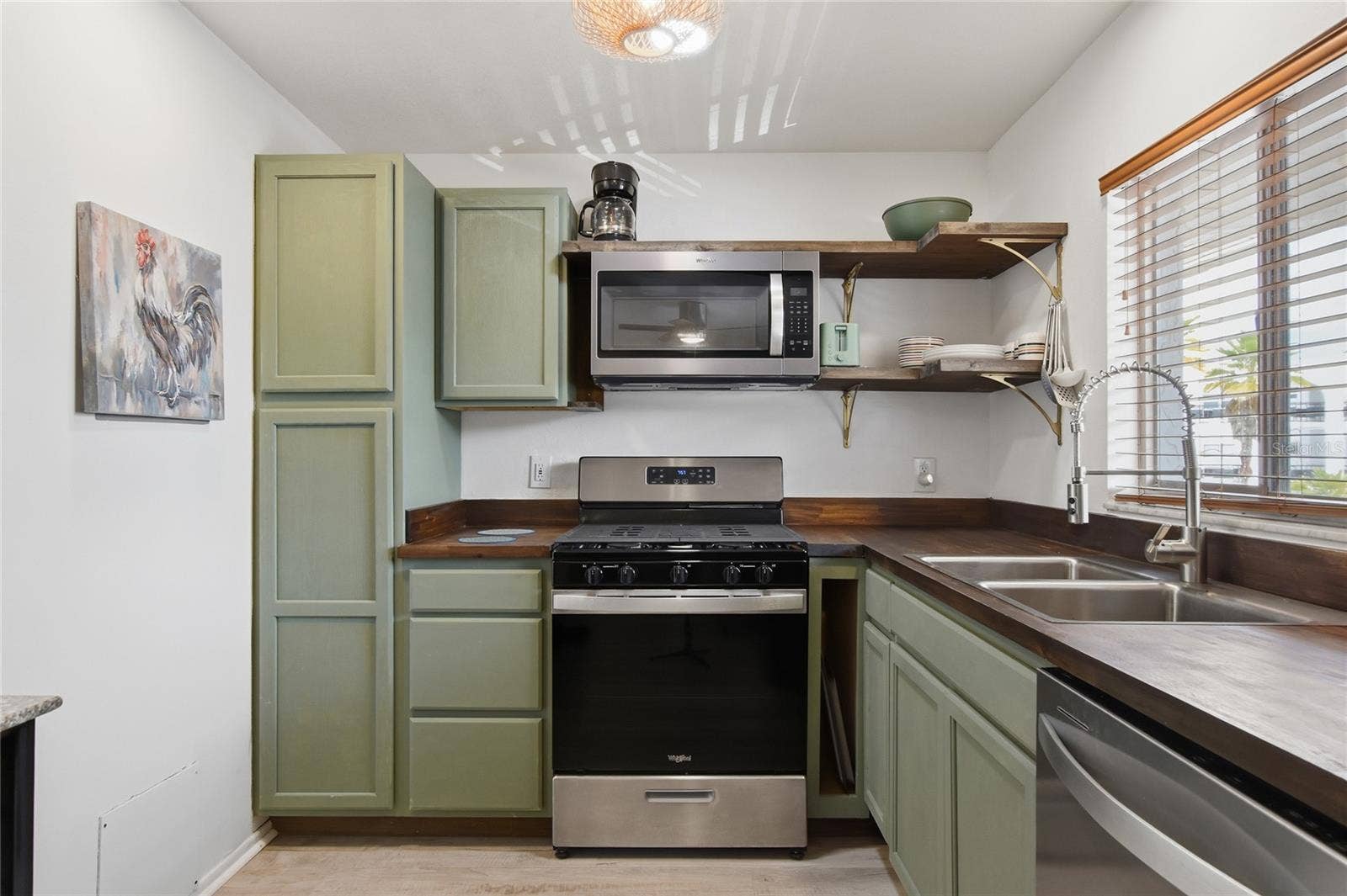 1100 MARTINIQUE DRIVE, #203, Winter Haven, FL 33884 1100 MARTINIQUE DRIVE, #203, Winter Haven, FL 33884