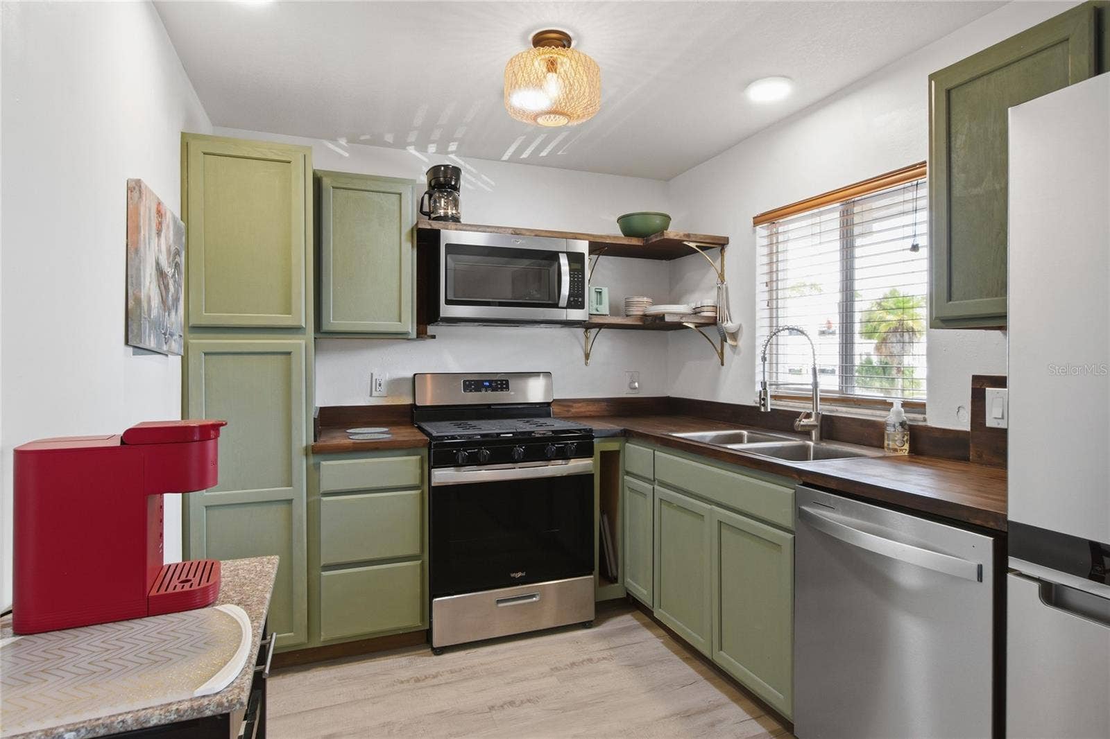 1100 MARTINIQUE DRIVE, #203, Winter Haven, FL 33884 1100 MARTINIQUE DRIVE, #203, Winter Haven, FL 33884