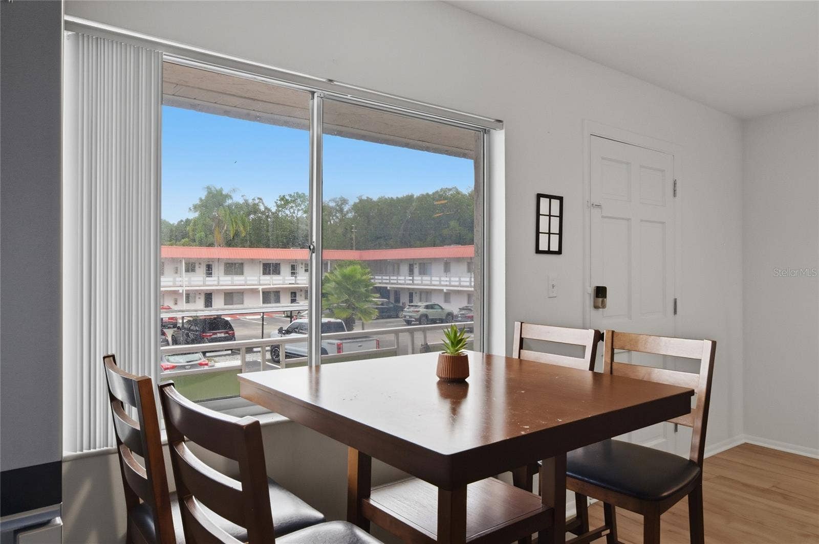 1100 MARTINIQUE DRIVE, #203, Winter Haven, FL 33884 1100 MARTINIQUE DRIVE, #203, Winter Haven, FL 33884