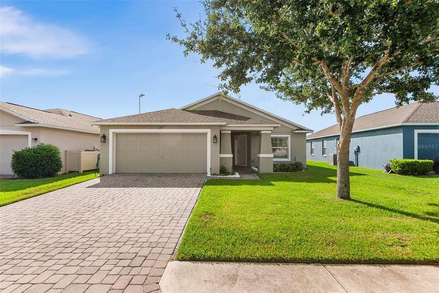 Property photo for 171 LAKE MARIANA PLACE, Auburndale, FL