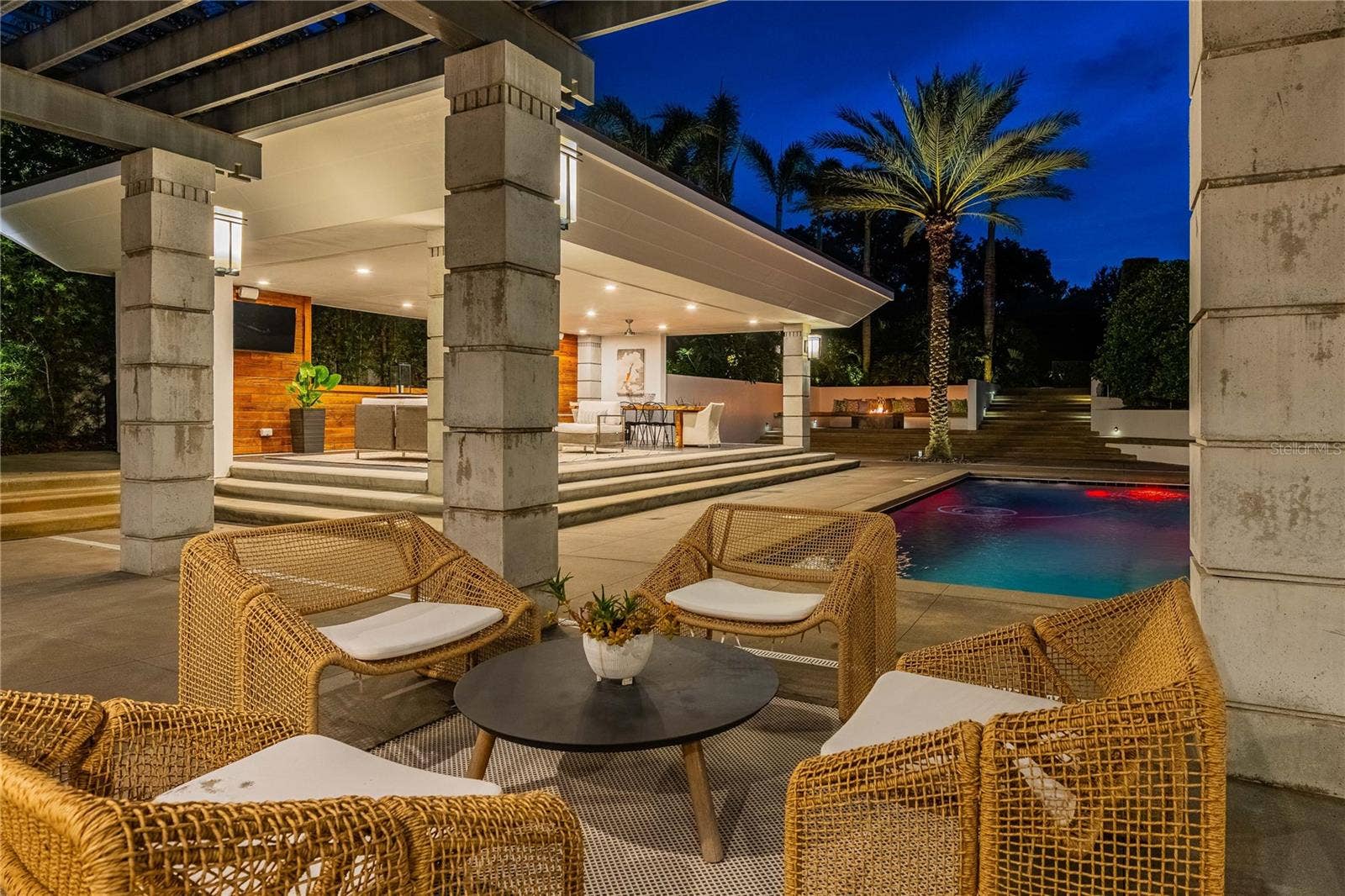 995 LAKE HOLLINGSWORTH DRIVE, Lakeland, FL 33803 Patio