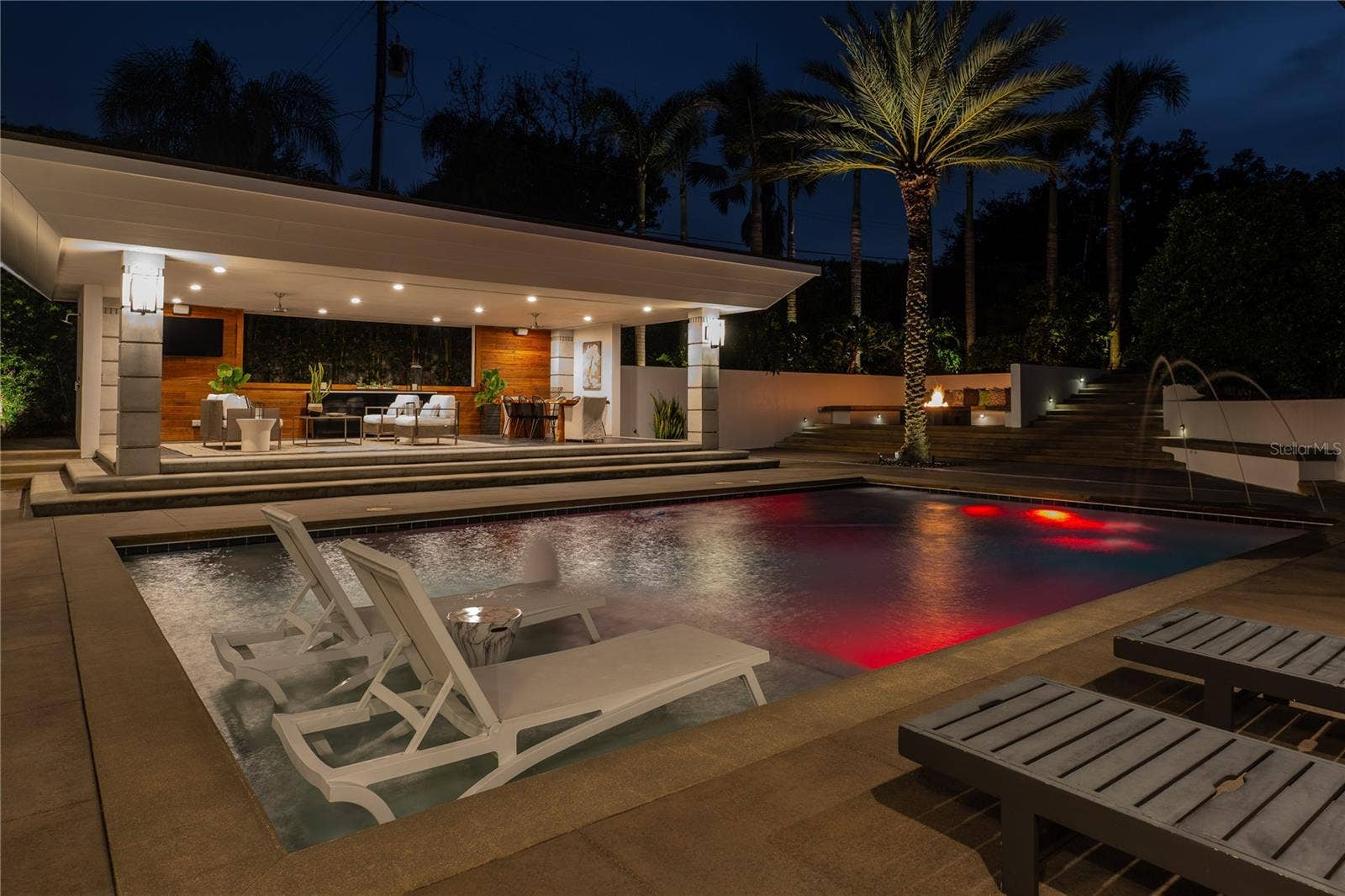 995 LAKE HOLLINGSWORTH DRIVE, Lakeland, FL 33803 Pool/Patio