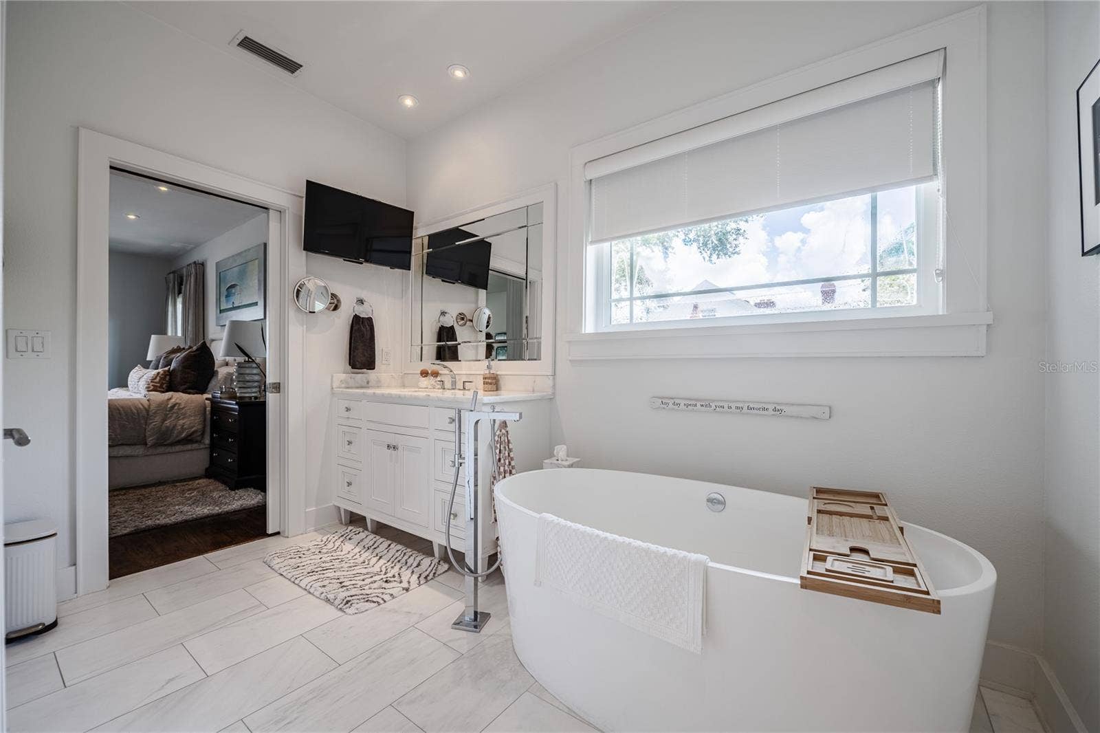 995 LAKE HOLLINGSWORTH DRIVE, Lakeland, FL 33803 Primary Bathroom
