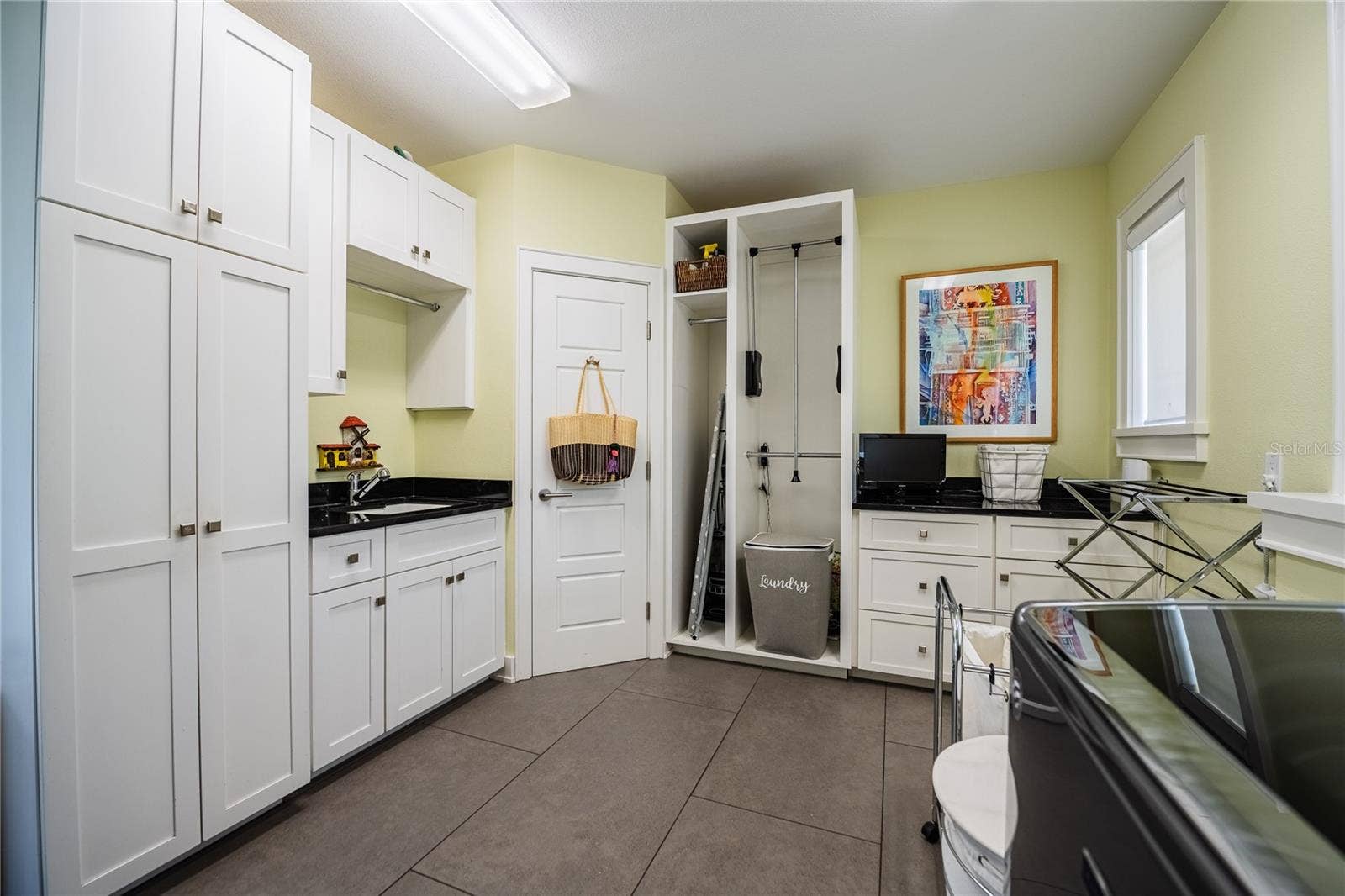 995 LAKE HOLLINGSWORTH DRIVE, Lakeland, FL 33803 Laundry Room