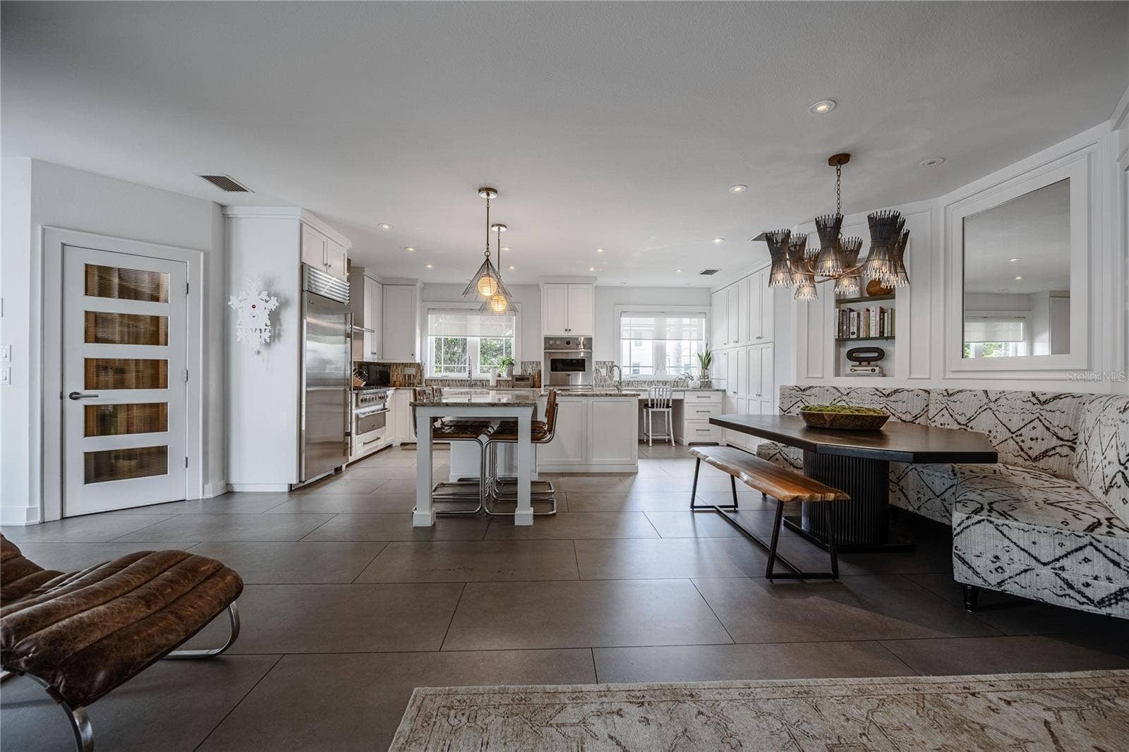 995 LAKE HOLLINGSWORTH DRIVE, Lakeland, FL 33803 Kitchen