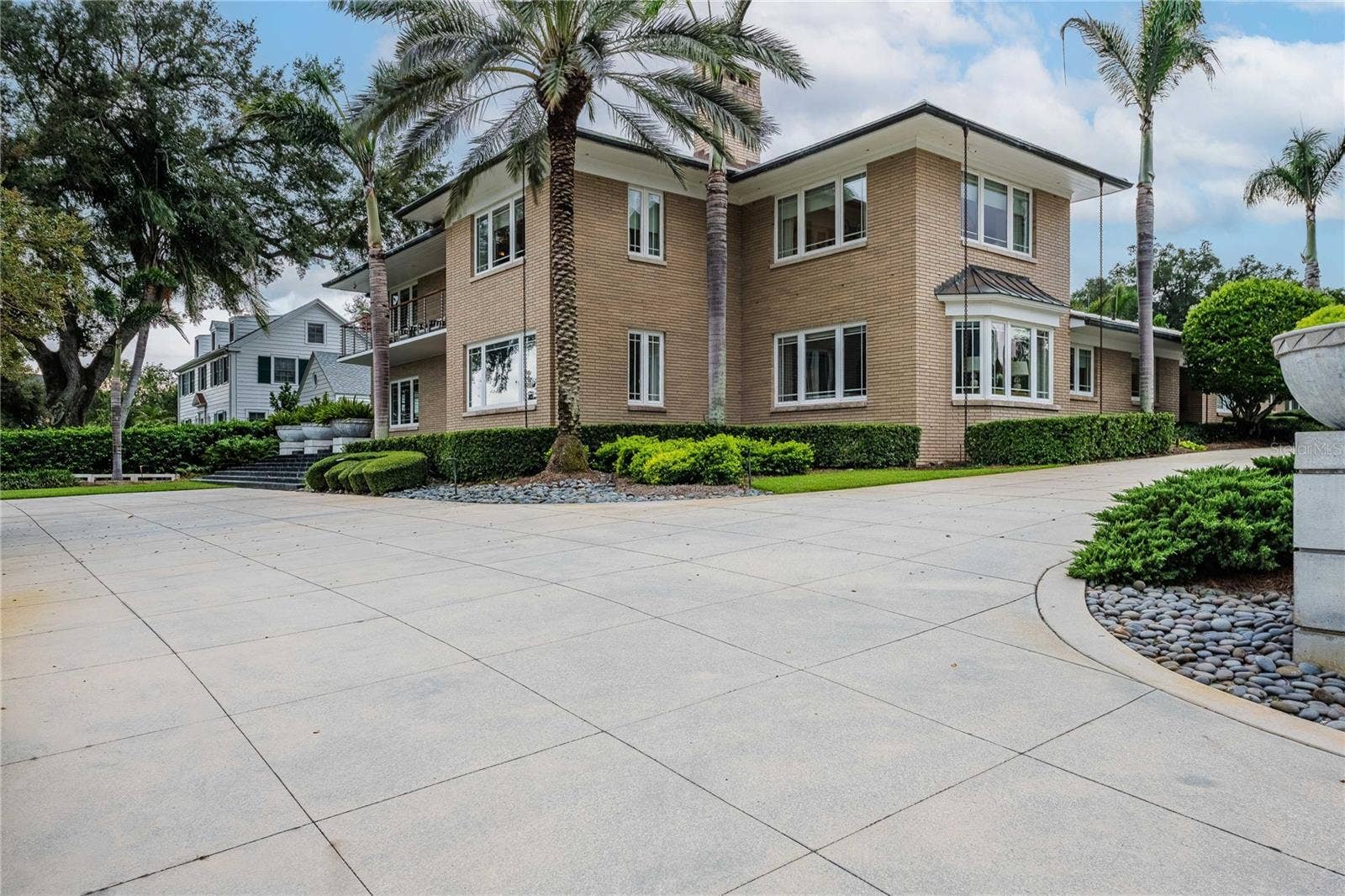 995 LAKE HOLLINGSWORTH DRIVE, Lakeland, FL 33803 Front Exterior