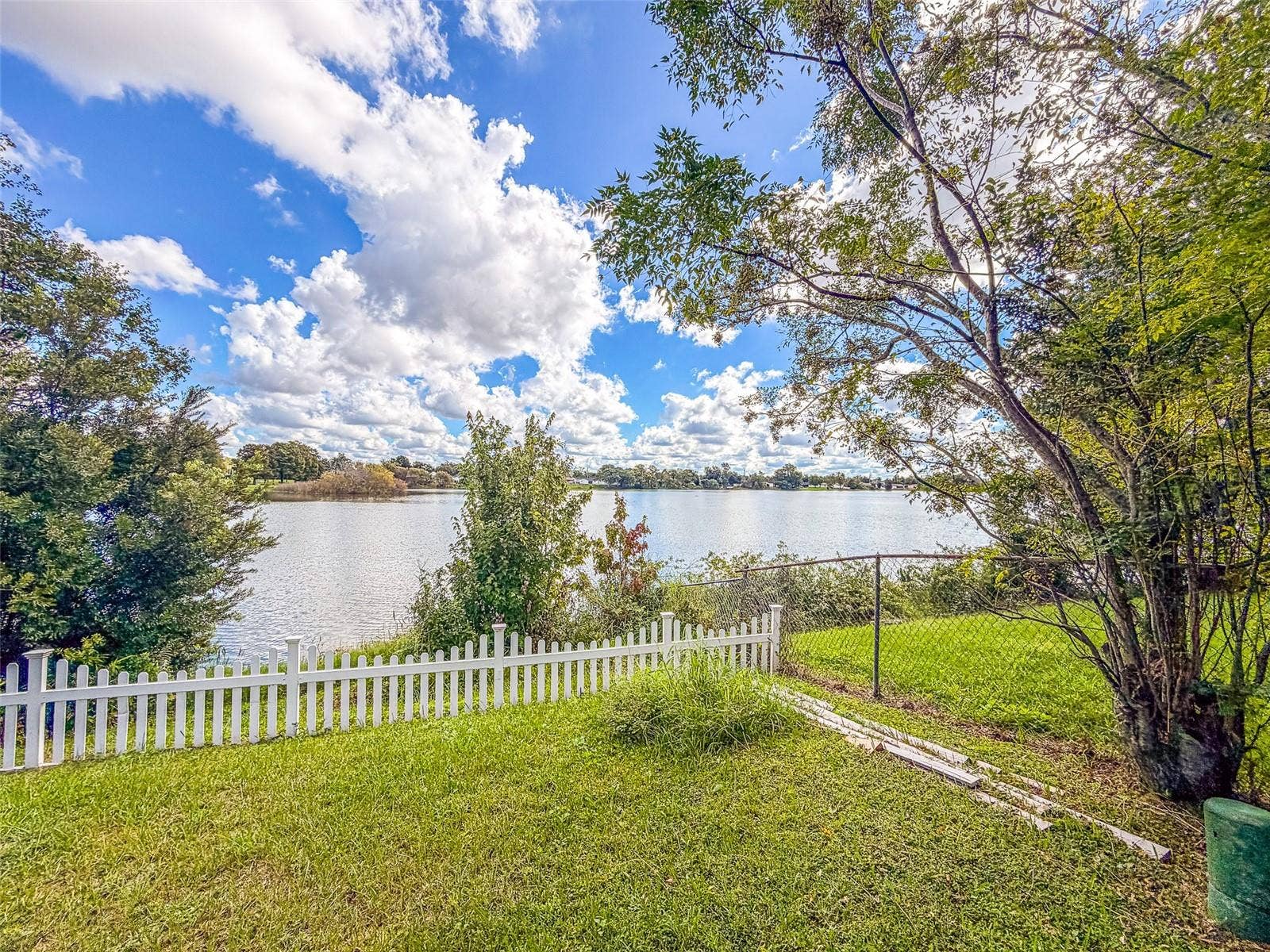 2743 GRANDOLA DRIVE, Orlando, FL 32811 2743 GRANDOLA DRIVE, Orlando, FL 32811