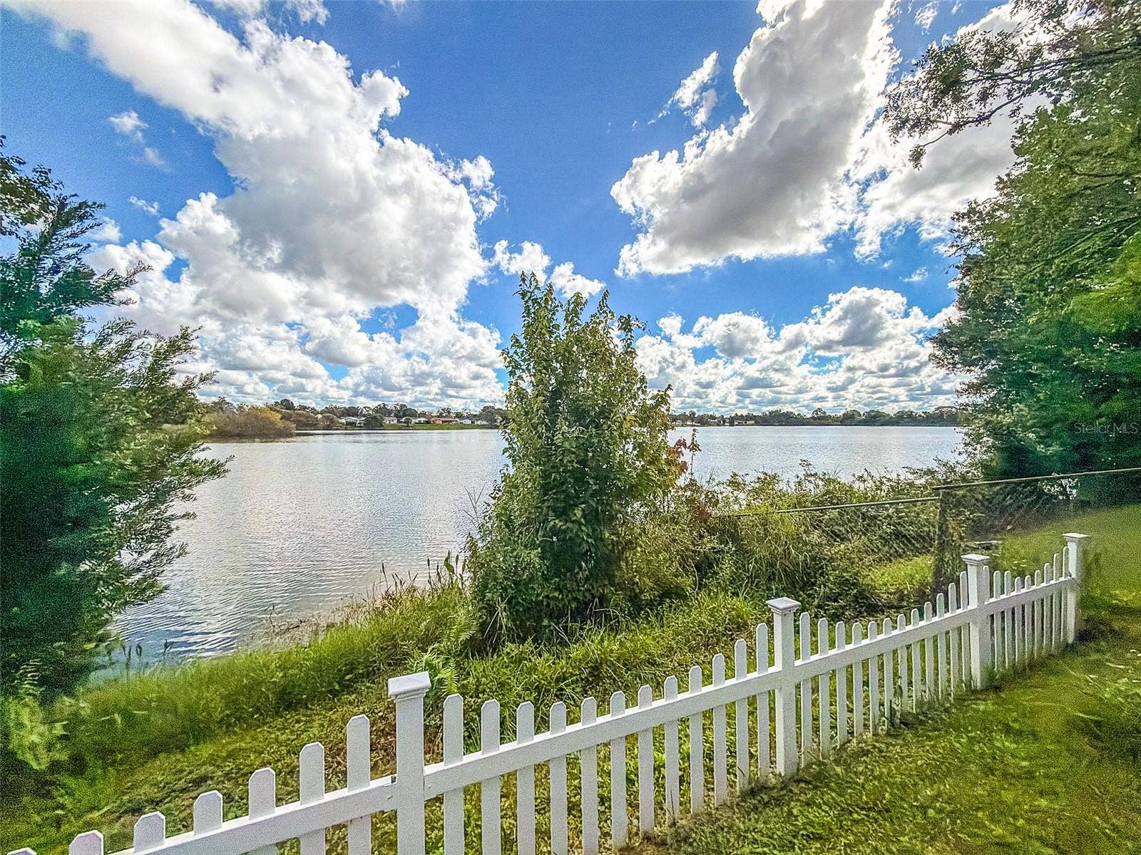 2743 GRANDOLA DRIVE, Orlando, FL 32811 2743 GRANDOLA DRIVE, Orlando, FL 32811