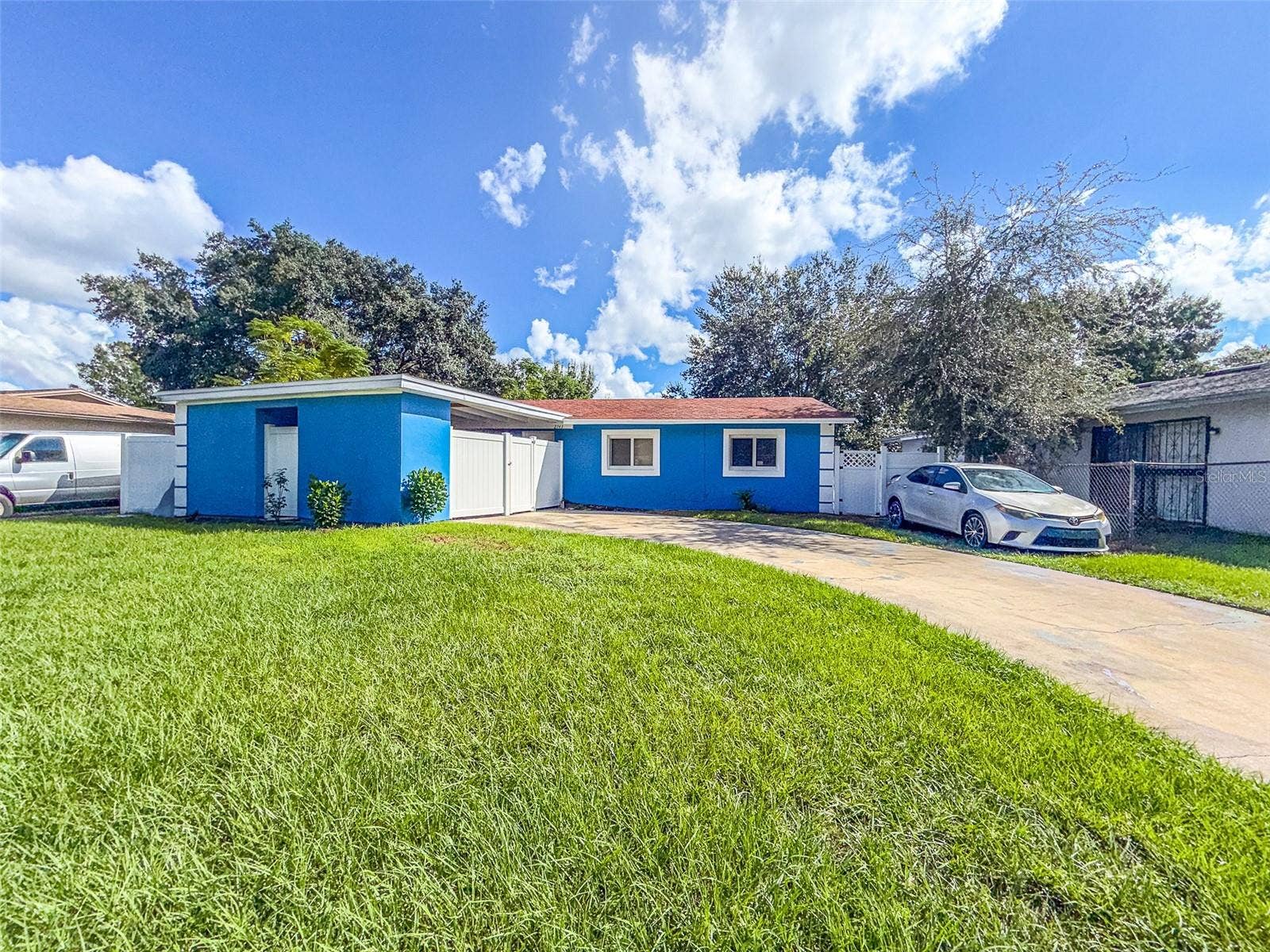 2743 GRANDOLA DRIVE, Orlando, FL 32811 2743 GRANDOLA DRIVE, Orlando, FL 32811