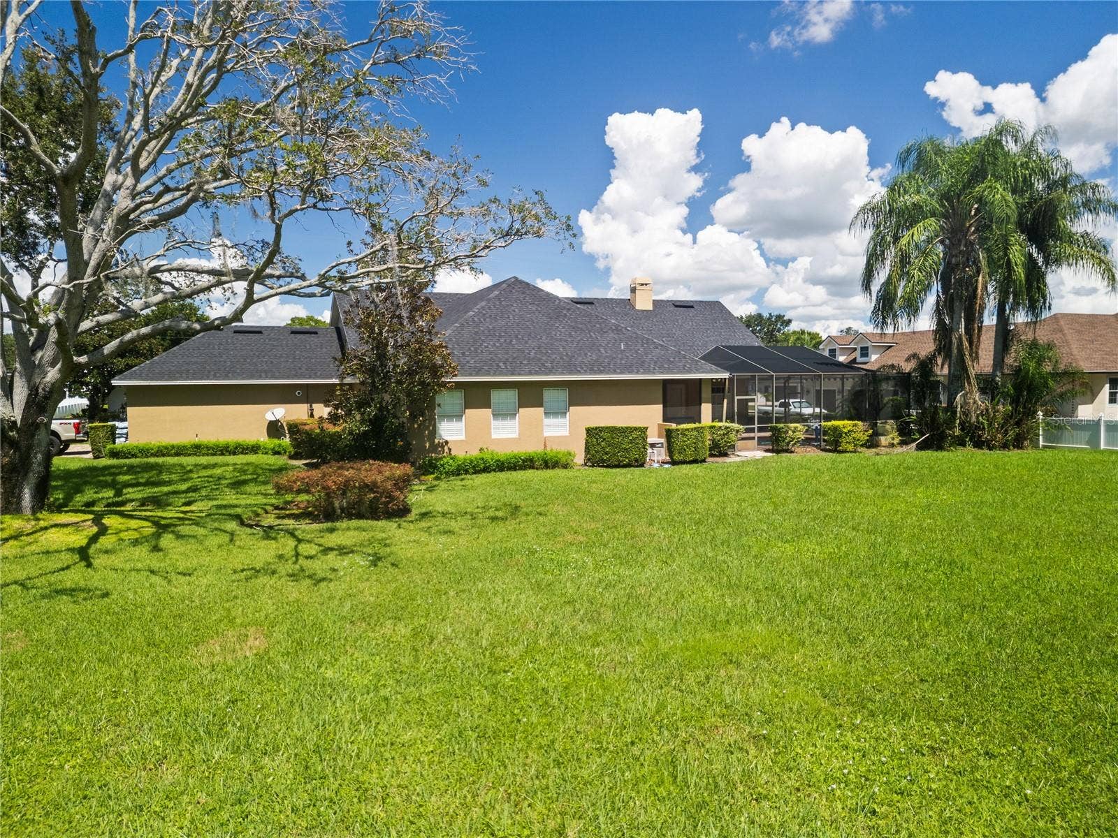 9513 WATERFORD OAKS BOULEVARD, Winter Haven, FL 33884 9513 WATERFORD OAKS BOULEVARD, Winter Haven, FL 33884
