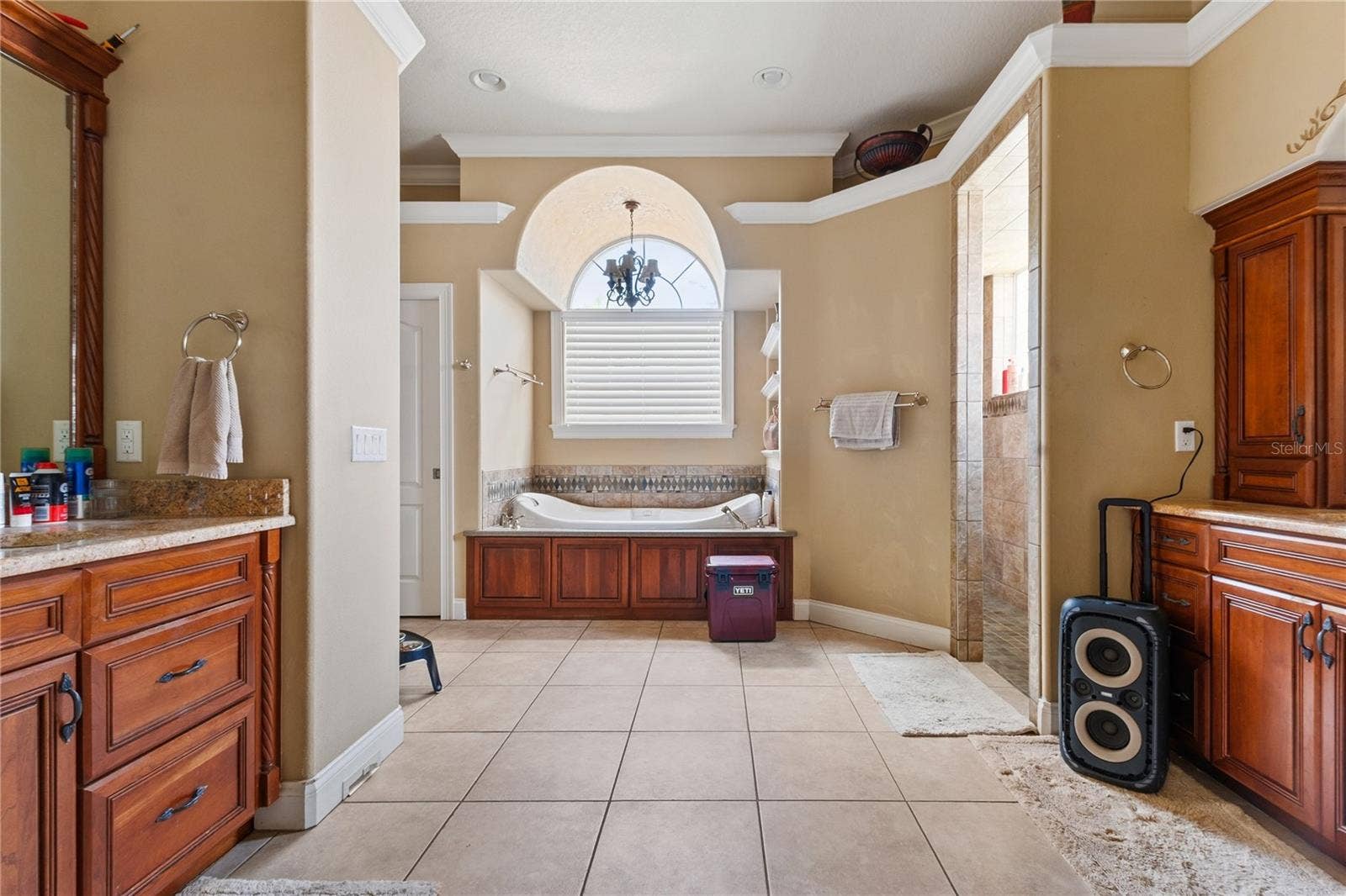 9513 WATERFORD OAKS BOULEVARD, Winter Haven, FL 33884 9513 WATERFORD OAKS BOULEVARD, Winter Haven, FL 33884