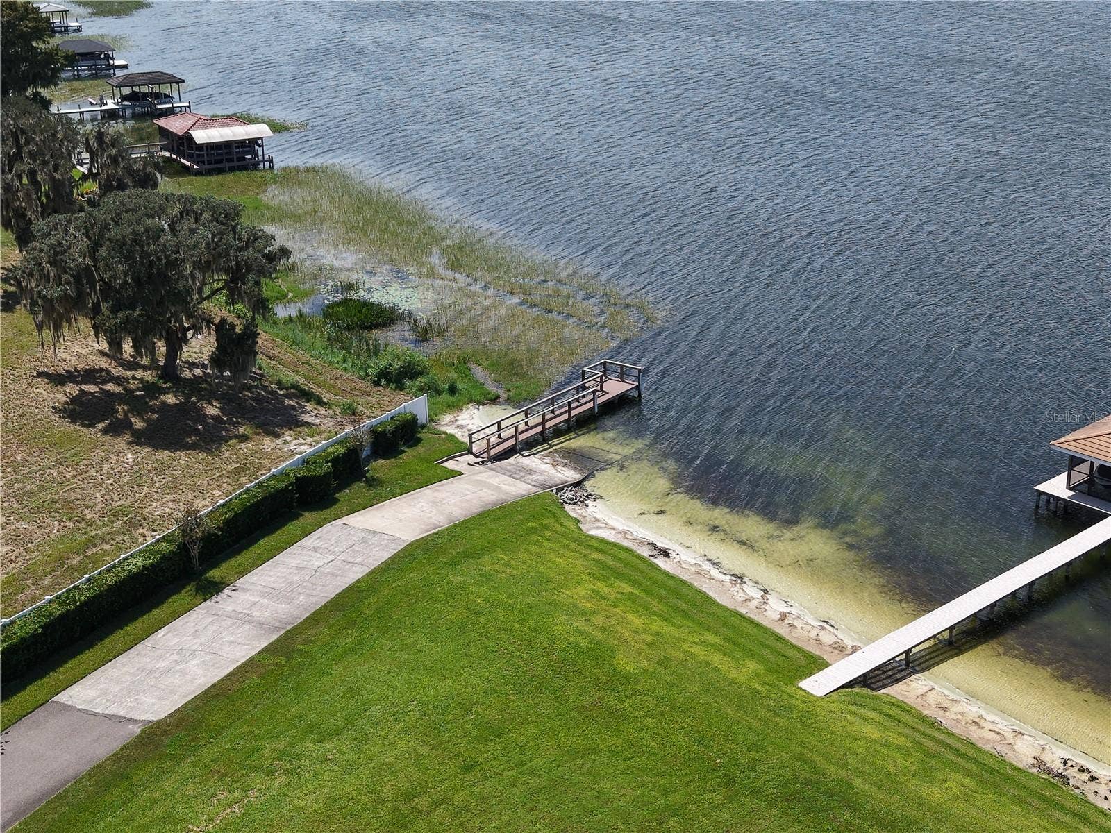 9513 WATERFORD OAKS BOULEVARD, Winter Haven, FL 33884 9513 WATERFORD OAKS BOULEVARD, Winter Haven, FL 33884
