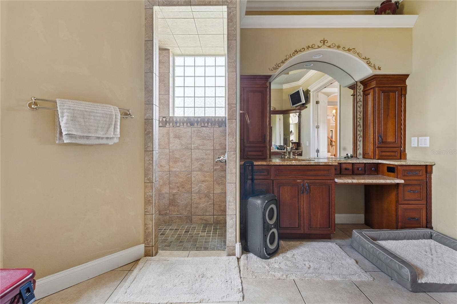 9513 WATERFORD OAKS BOULEVARD, Winter Haven, FL 33884 9513 WATERFORD OAKS BOULEVARD, Winter Haven, FL 33884