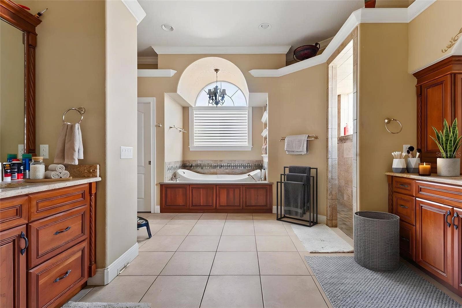 9513 WATERFORD OAKS BOULEVARD, Winter Haven, FL 33884 9513 WATERFORD OAKS BOULEVARD, Winter Haven, FL 33884