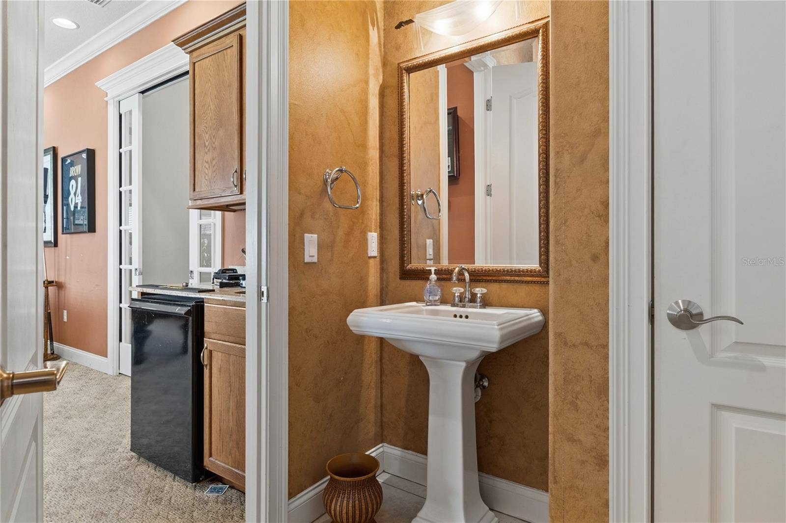 9513 WATERFORD OAKS BOULEVARD, Winter Haven, FL 33884 9513 WATERFORD OAKS BOULEVARD, Winter Haven, FL 33884