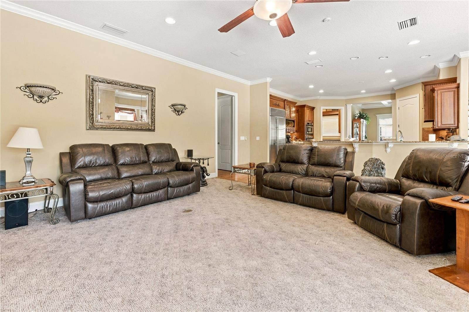 9513 WATERFORD OAKS BOULEVARD, Winter Haven, FL 33884 9513 WATERFORD OAKS BOULEVARD, Winter Haven, FL 33884