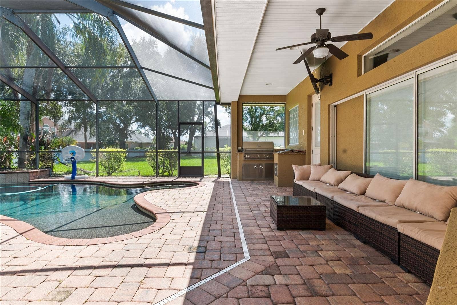 9513 WATERFORD OAKS BOULEVARD, Winter Haven, FL 33884 9513 WATERFORD OAKS BOULEVARD, Winter Haven, FL 33884