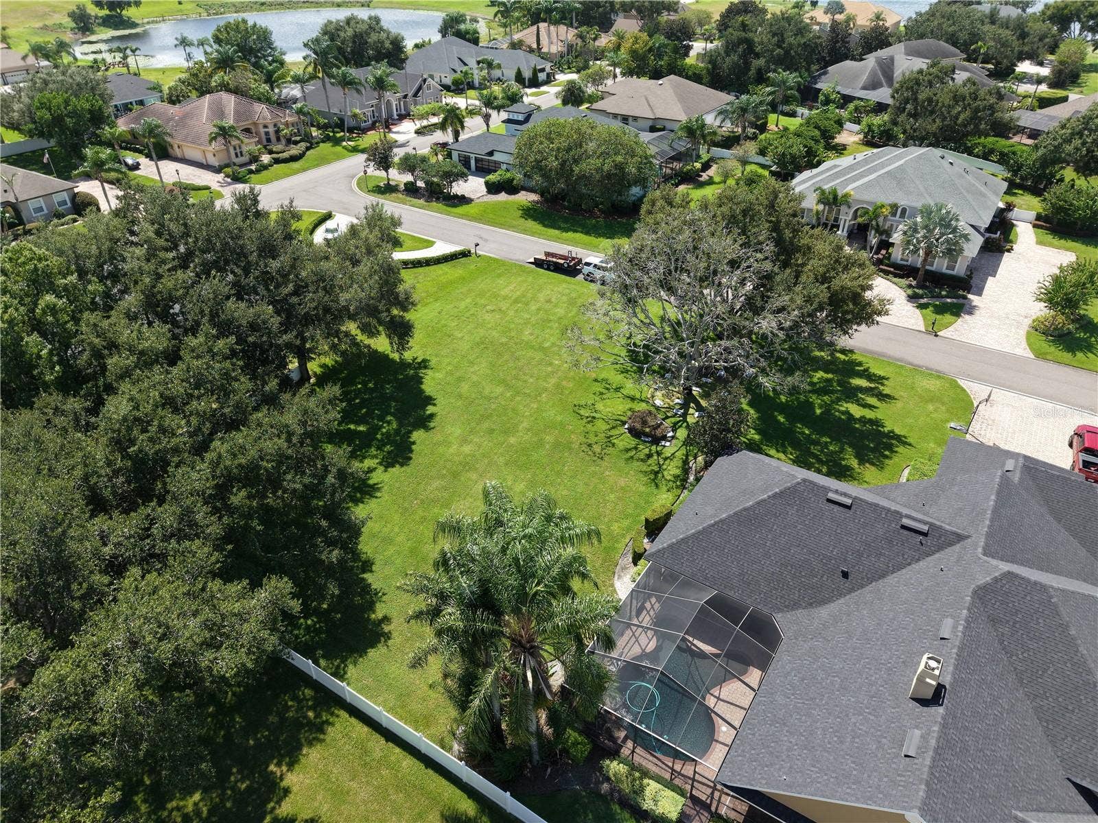 9513 WATERFORD OAKS BOULEVARD, Winter Haven, FL 33884 9513 WATERFORD OAKS BOULEVARD, Winter Haven, FL 33884