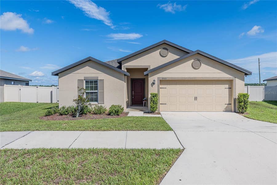 Property photo for 2021 AMBER SWEET CIRCLE, Dundee, FL