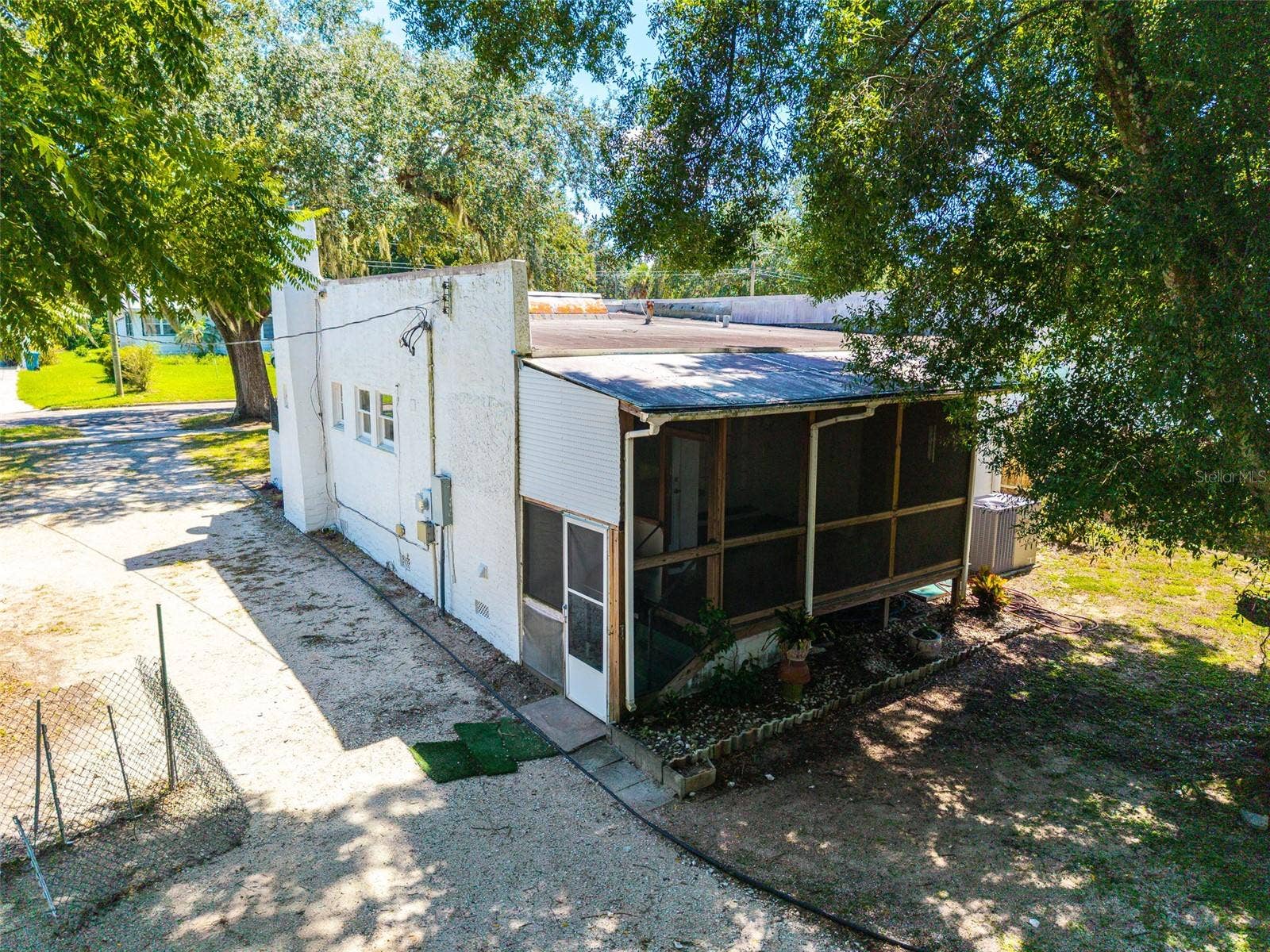 528 S 8TH STREET, Lake Wales, FL 33853 528 S 8TH STREET, Lake Wales, FL 33853