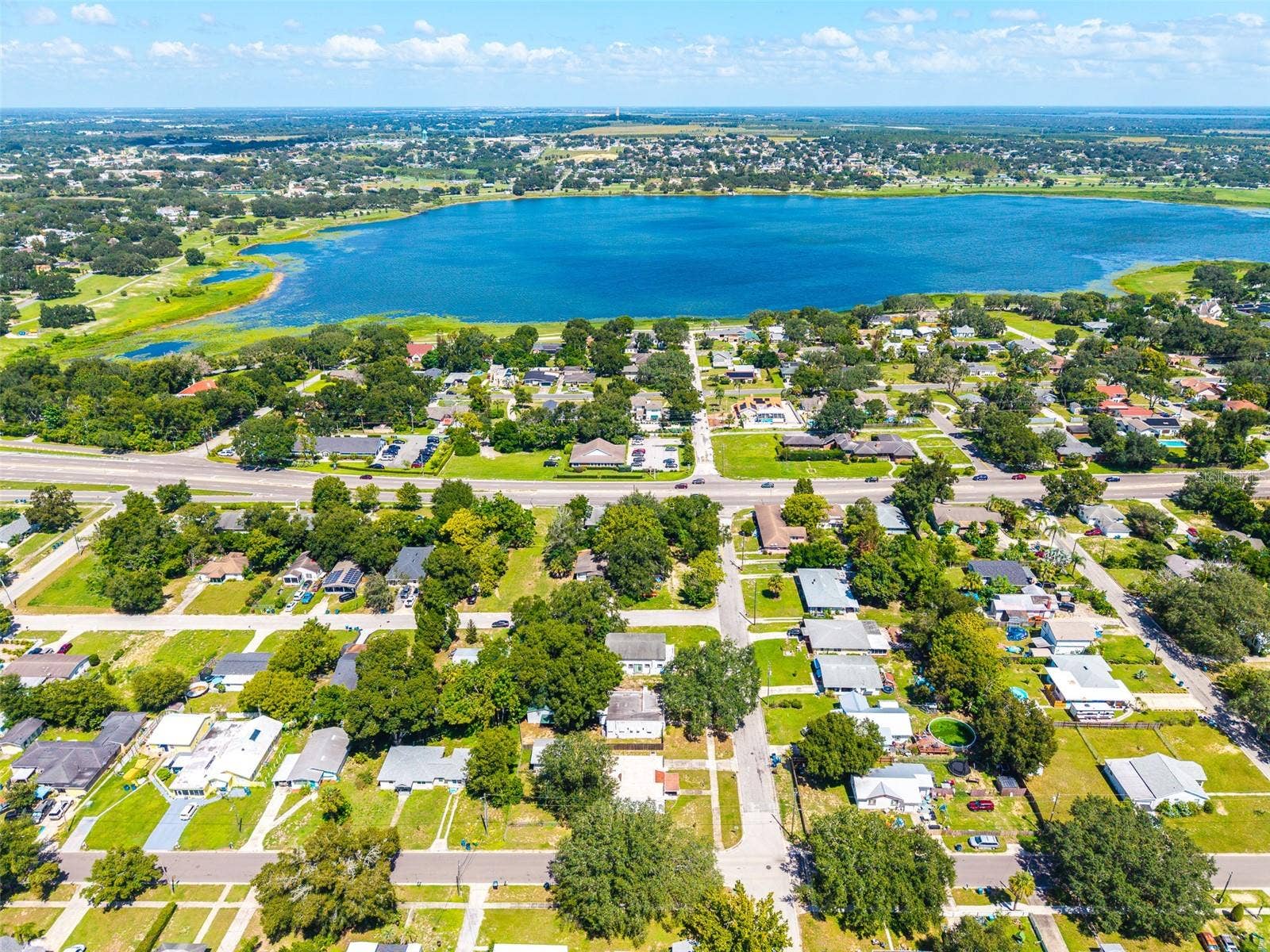 528 S 8TH STREET, Lake Wales, FL 33853 528 S 8TH STREET, Lake Wales, FL 33853