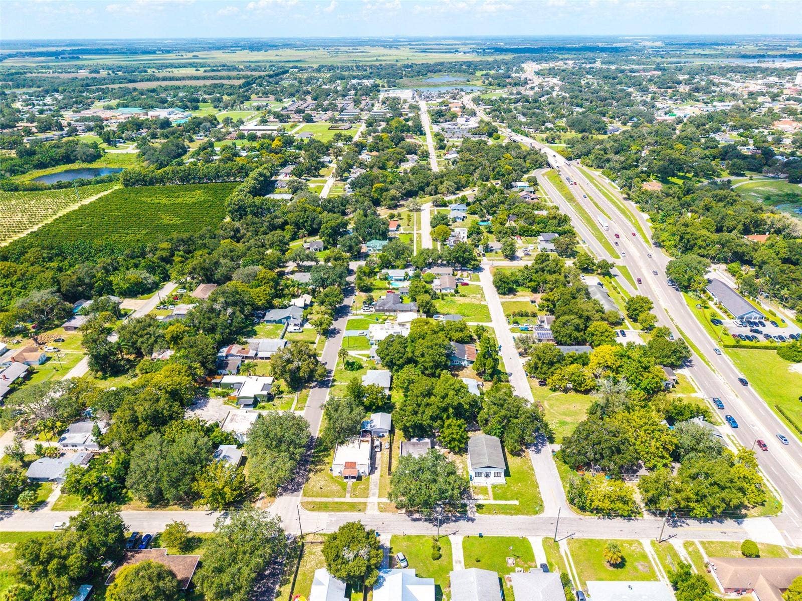 528 S 8TH STREET, Lake Wales, FL 33853 528 S 8TH STREET, Lake Wales, FL 33853