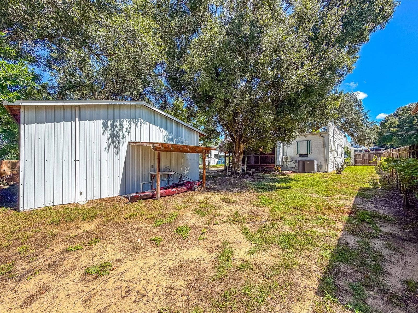 528 S 8TH STREET, Lake Wales, FL 33853 528 S 8TH STREET, Lake Wales, FL 33853