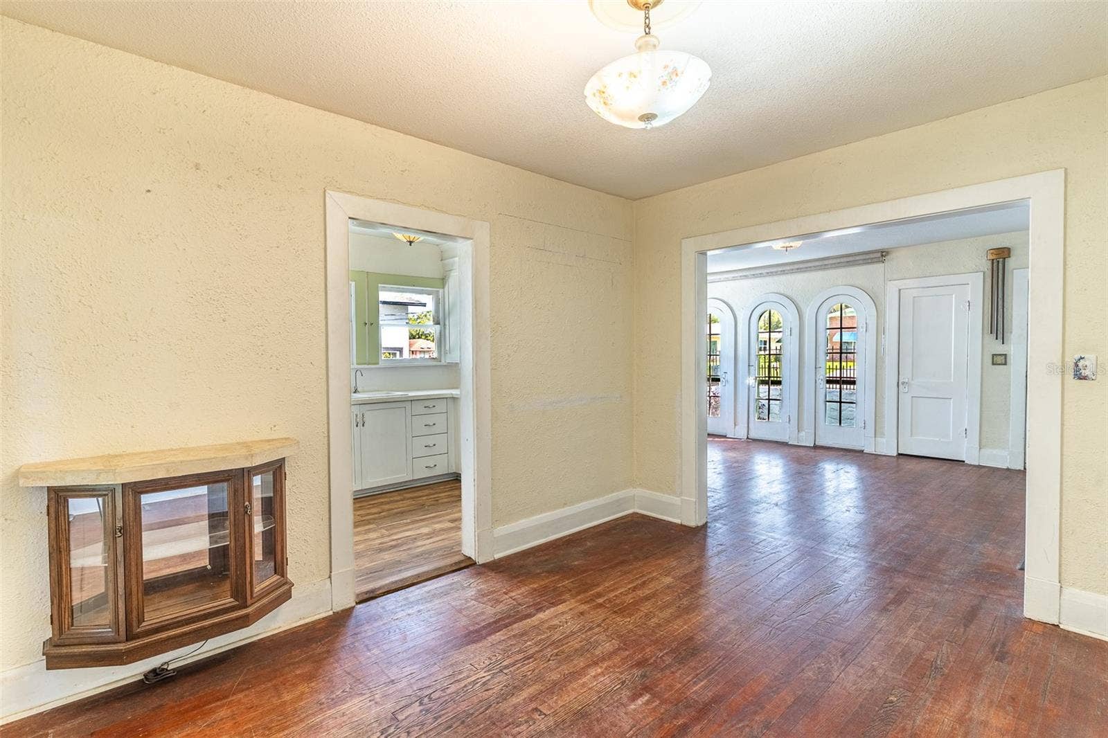528 S 8TH STREET, Lake Wales, FL 33853 528 S 8TH STREET, Lake Wales, FL 33853