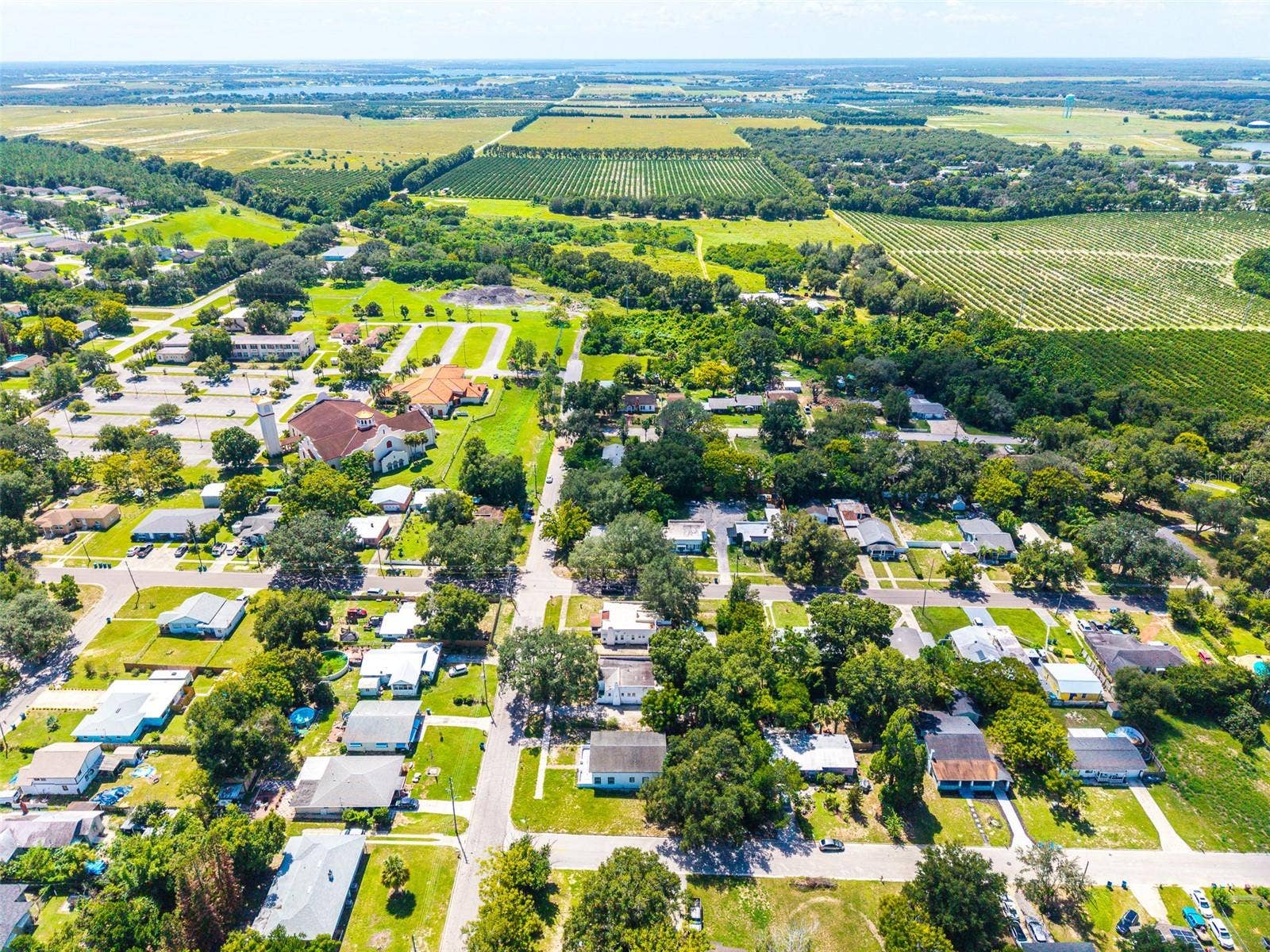 528 S 8TH STREET, Lake Wales, FL 33853 528 S 8TH STREET, Lake Wales, FL 33853