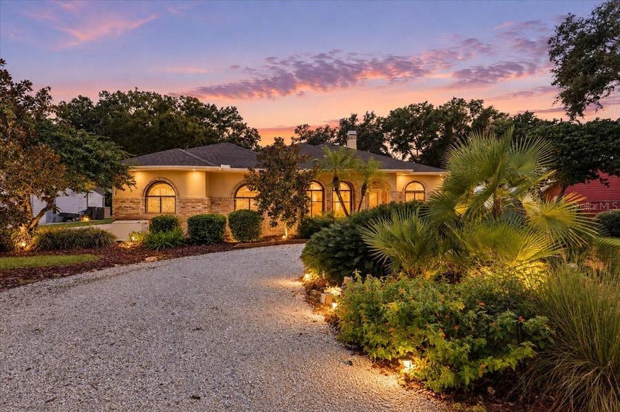 Property photo for 557 SUTTON ROAD, Auburndale, FL