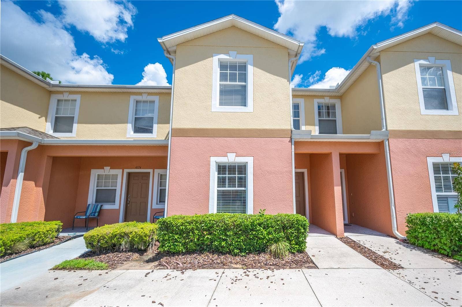 4176 SHADE TREE LANE, Lakeland, FL 33812 Front of townhome