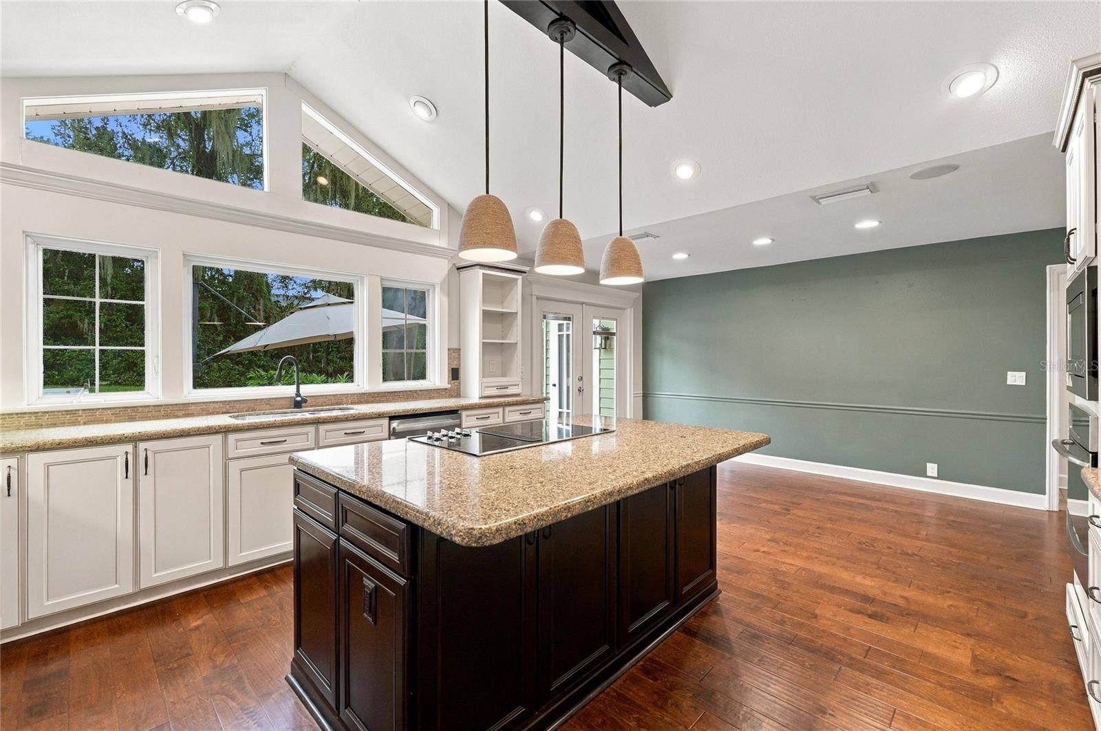 828 BROOKWOOD DRIVE, Lakeland, FL 33813 828 BROOKWOOD DRIVE, Lakeland, FL 33813