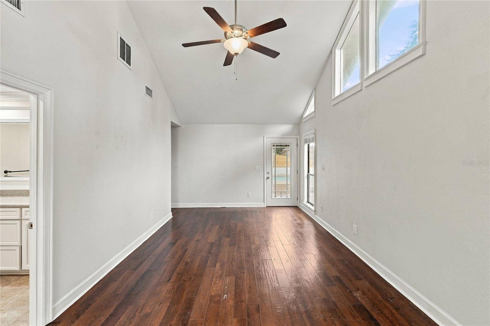 828 BROOKWOOD DRIVE, Lakeland, FL 33813 828 BROOKWOOD DRIVE, Lakeland, FL 33813