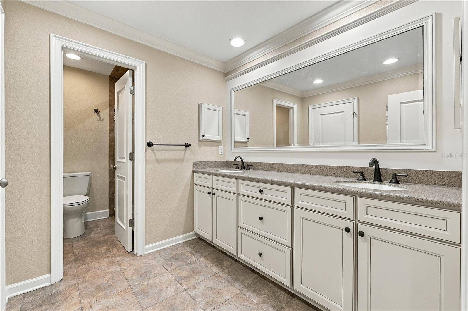 828 BROOKWOOD DRIVE, Lakeland, FL 33813 828 BROOKWOOD DRIVE, Lakeland, FL 33813