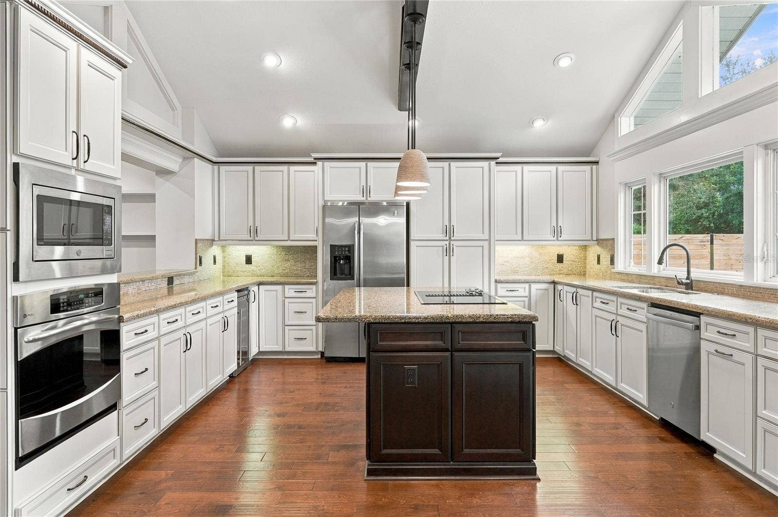 828 BROOKWOOD DRIVE, Lakeland, FL 33813 828 BROOKWOOD DRIVE, Lakeland, FL 33813