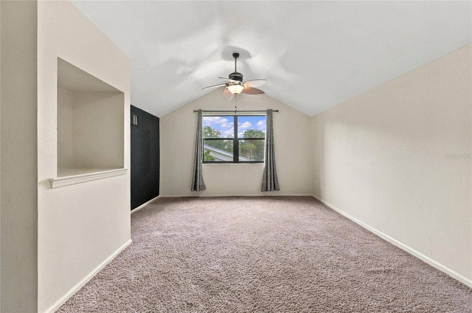828 BROOKWOOD DRIVE, Lakeland, FL 33813 828 BROOKWOOD DRIVE, Lakeland, FL 33813